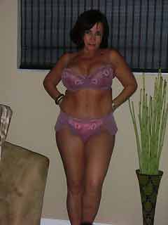 romantic lady looking for men in Land O Lakes, Florida
