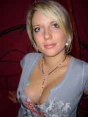 romantic woman looking for guy in Riley, Indiana