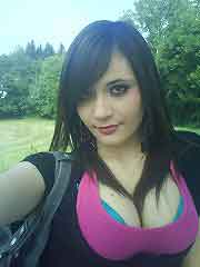 romantic woman looking for guy in Turtletown, Tennessee