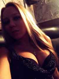 romantic girl looking for guy in Roseville, Michigan